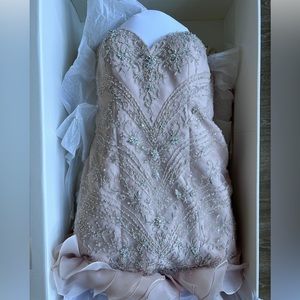 Gorgeous Maggie Sotero Serencia dress. Fit and flare/mermaid style.